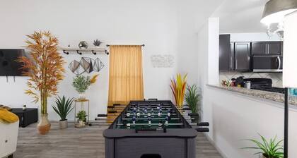 Kitchen Foosball Fenced Yard Parking