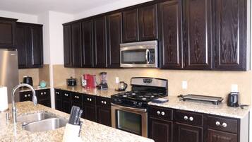 Rumah | 5 kamar tidur