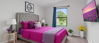 Built for Crews 1-story XL Yard Ample Parking