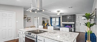 Built for Crews 1-story XL Yard Ample Parking