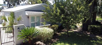 The Nest at Circle Park - Cute Cozy Cottage