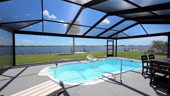 Outdoor pool, a heated pool - Waterfront Gulf Escape with Dock, POOL, BEACH CHAIRS AND KAYAKS (Crystal River)