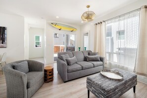 Smart TV, DVD player, ping pong, books