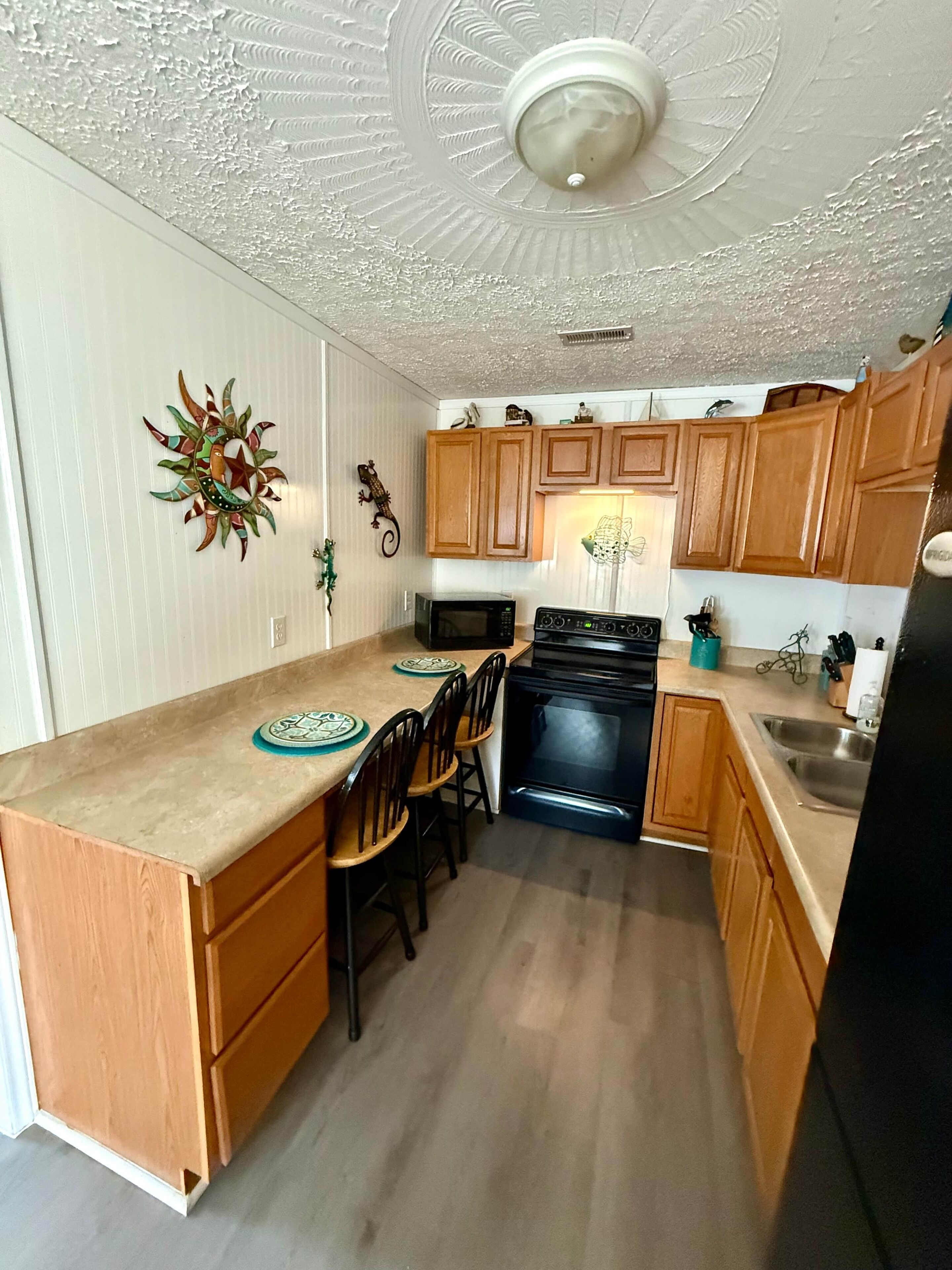 雪櫃、微波爐、焗爐、爐具