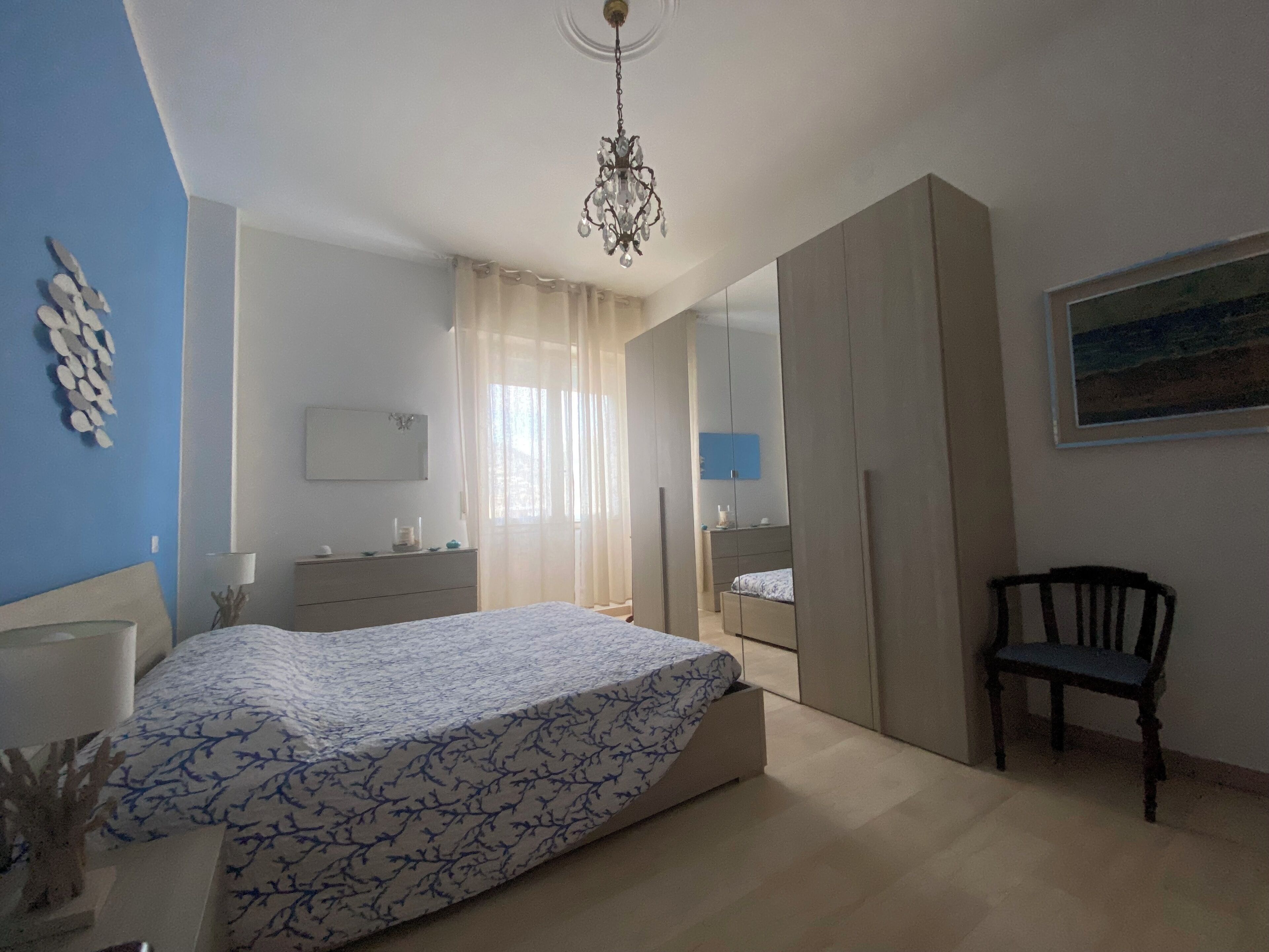 2 bedrooms, desk, iron/ironing board, free WiFi