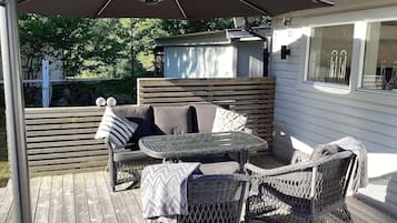 House | Outdoor dining