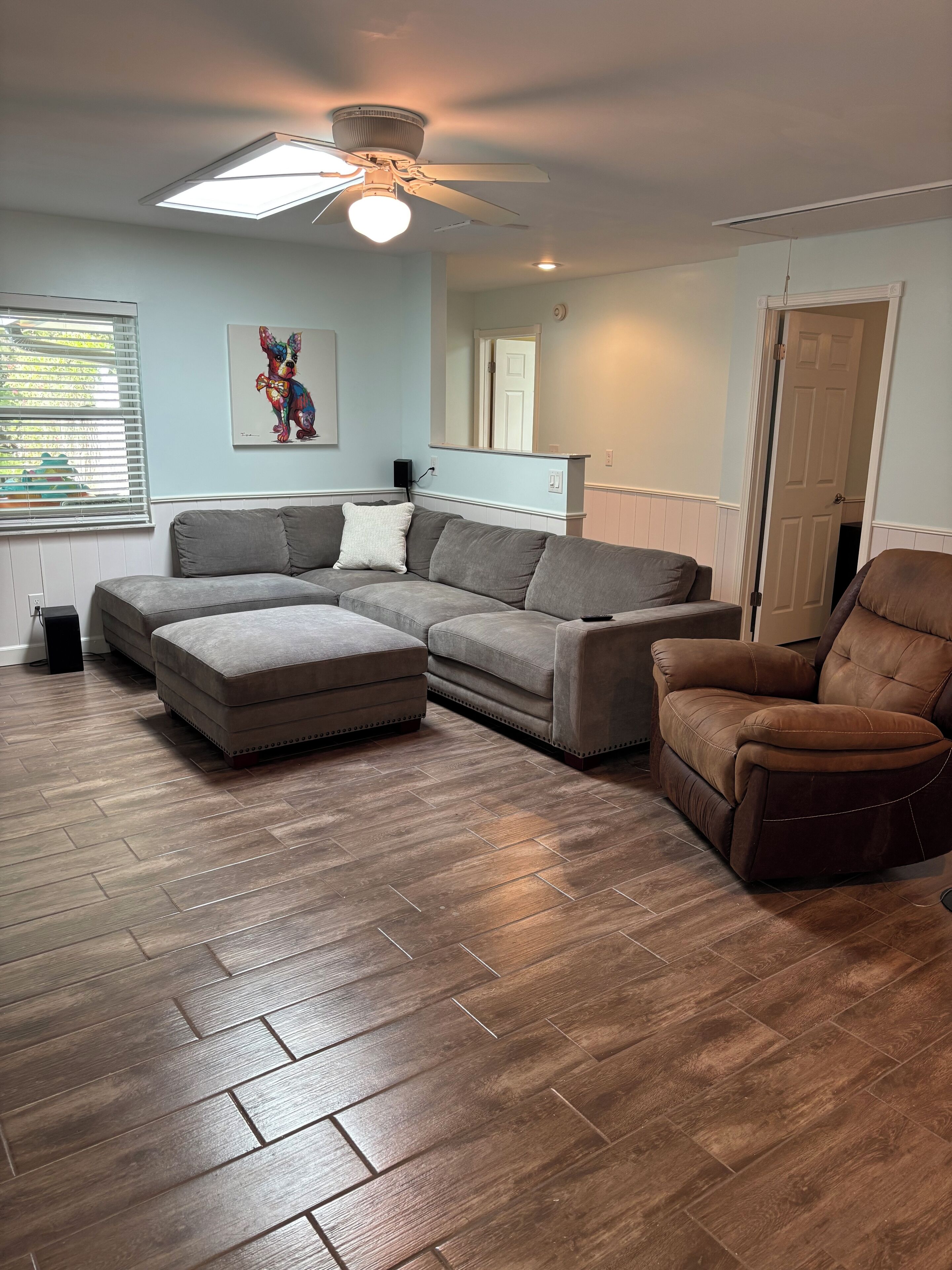 Télévision, cheminée