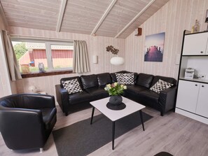 House | Interior - 4 Star Holiday Home in Friedrichkoog (Friedrichskoog)