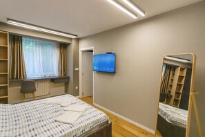 1 bedroom, iron/ironing board, WiFi, bed sheets