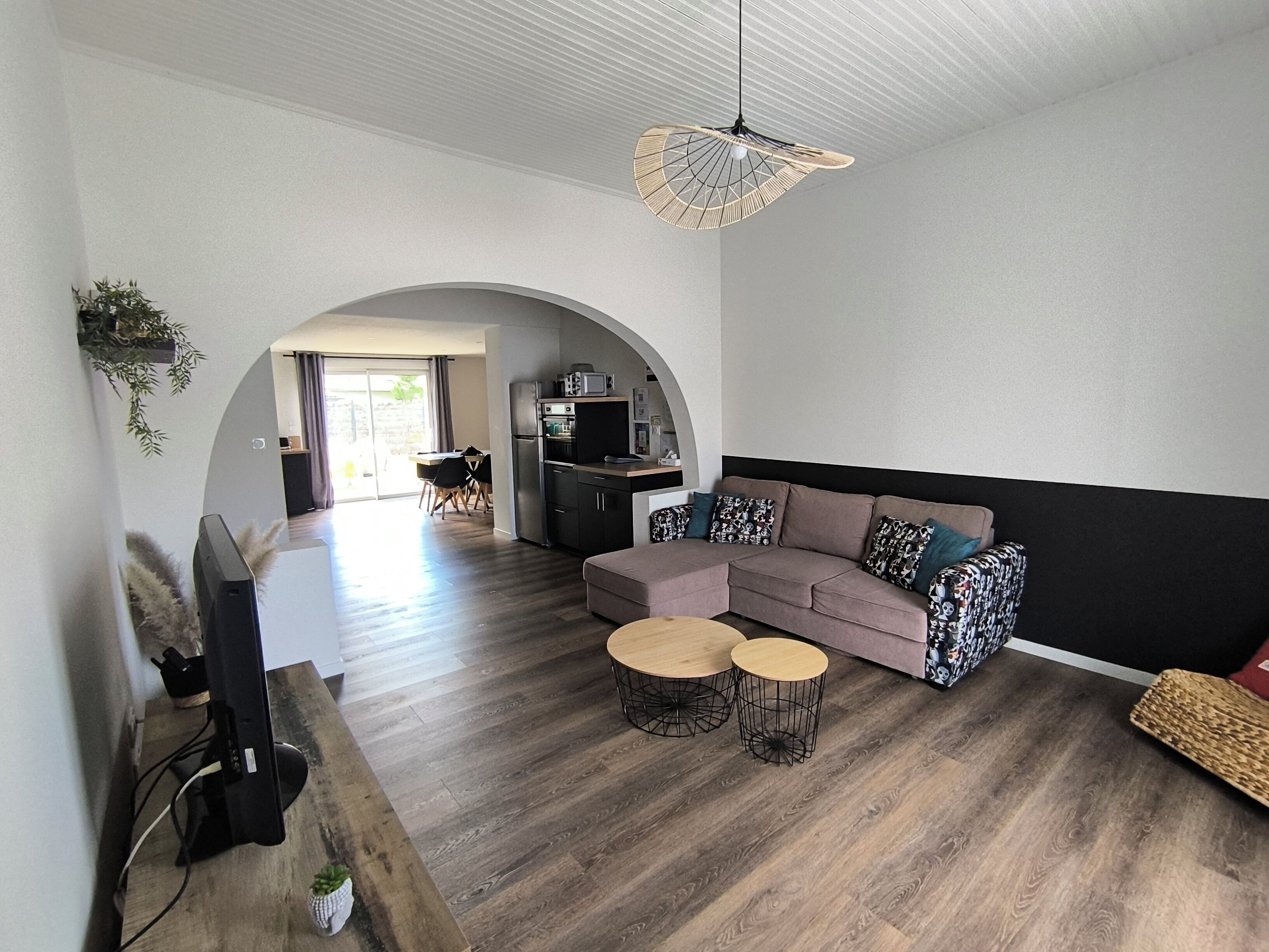 TV, DVD player, books