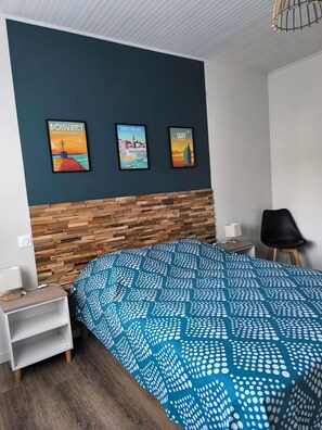 4 makuuhuonetta, silitysrauta/-lauta, vauvan matkasänky, ilmainen Wi-Fi