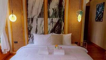 Deluxe Double Room, River View | Free WiFi