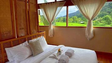 Deluxe Double Room, River View | Free WiFi