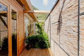 Deluxe Double Room | Living area - Lomhaijai Homestay (Bo Kluea)