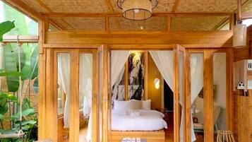 Habitación doble Deluxe, vista al río | Wifi gratis