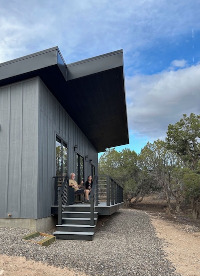 Lost Buck Resort - A modern cottage surrounded by native trees & beautiful view