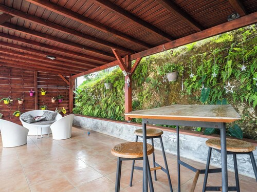 Villa Angerville, spacious villa that can accommodate up to 24 people