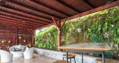 Villa Angerville, spacious villa that can accommodate up to 24 people