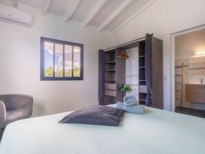 3 bedrooms, travel crib, WiFi, bed sheets - Villa Mai Tai, haven of peace with a private pool (Saint-François)