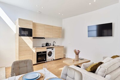 Elegant Apartment AC Buttes Chaumont