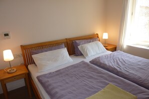 2 bedrooms, Internet, bed sheets