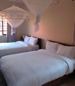 4 chambres, fer et planche Ă repasser, Wi-Fi, draps fournis