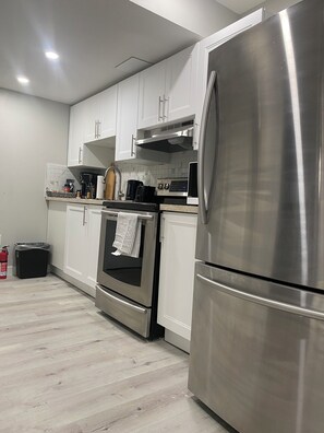 Mikrowelle, Ofen, Herdplatte