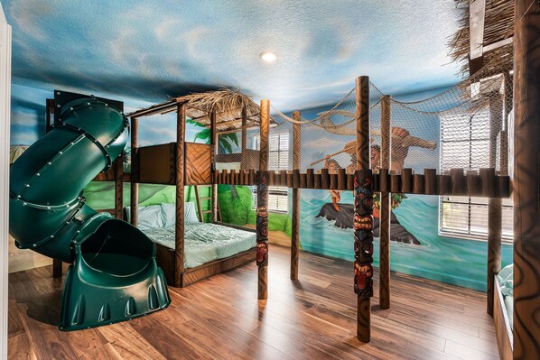 9 Schlafzimmer, Bügeleisen/Bügelbrett, Reisekinderbett, kostenloses WLAN