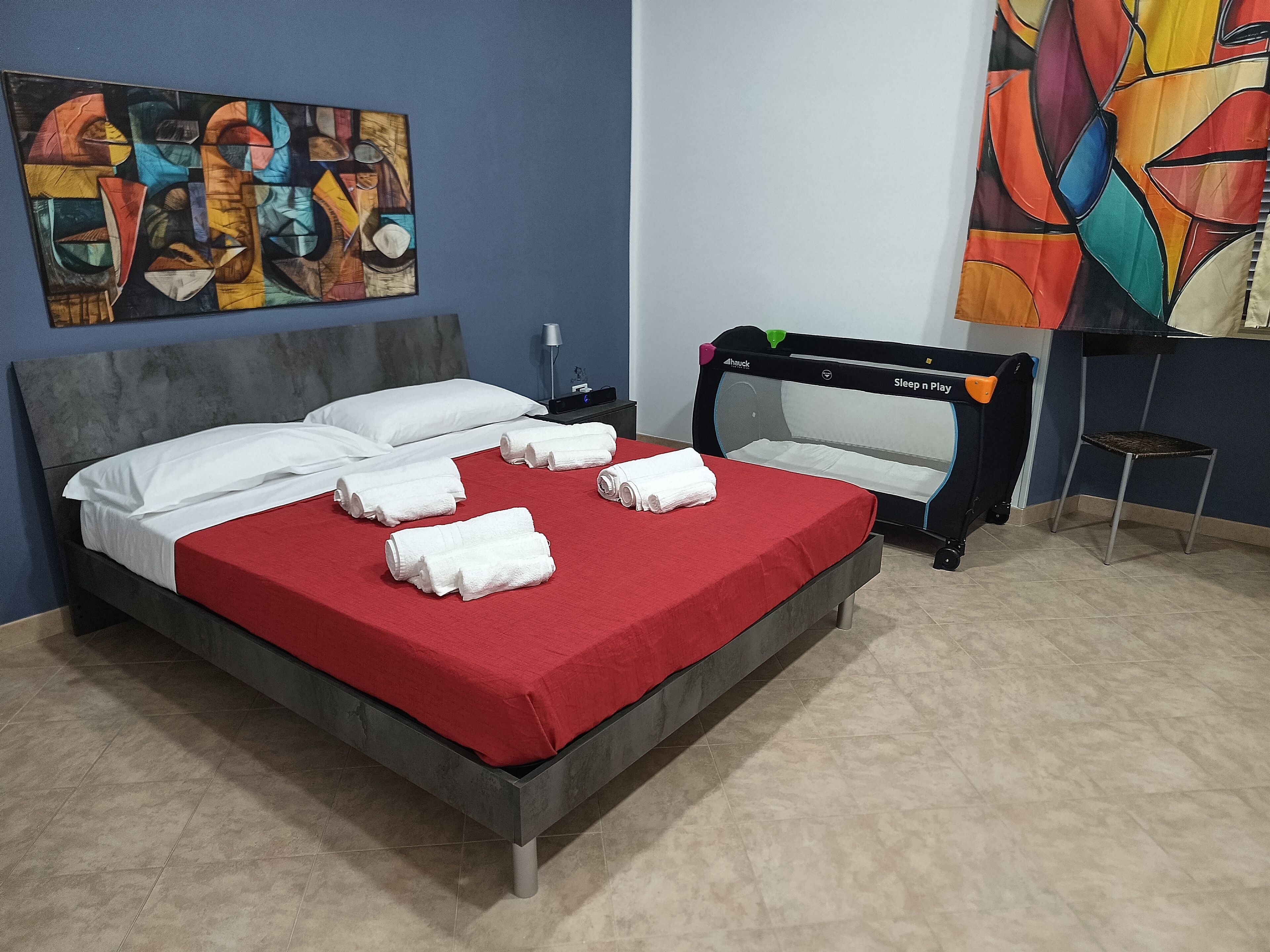 3 bedrooms, WiFi, bed sheets