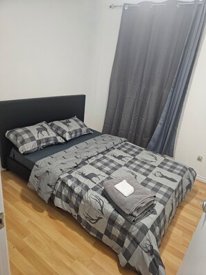 3 chambres, accès à Internet