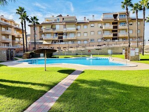 Utomhuspool