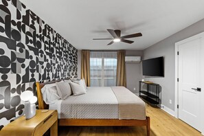 1 bedroom, desk, iron/ironing board, free WiFi