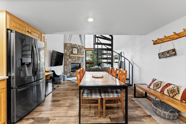 Condo (2 Bedrooms) | Exterior