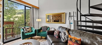 Summit House East #313