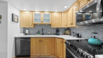 Bloc d'apartaments (2 Bedrooms) | Exterior