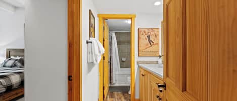 Condo (2 Bedrooms) | Exterior