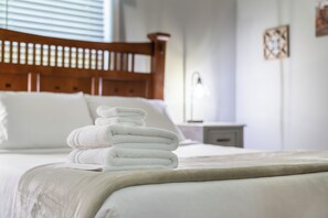 4 habitaciones, wifi gratis y ropa de cama 