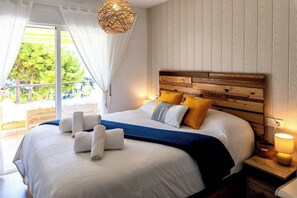 2 bedrooms, in-room safe, iron/ironing board, free WiFi