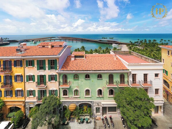 Mặt tiền nơi lưu trú