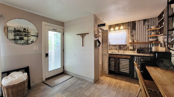 Estúdio, 1 cama Queen, cozinha americana | Wi-Fi de cortesia