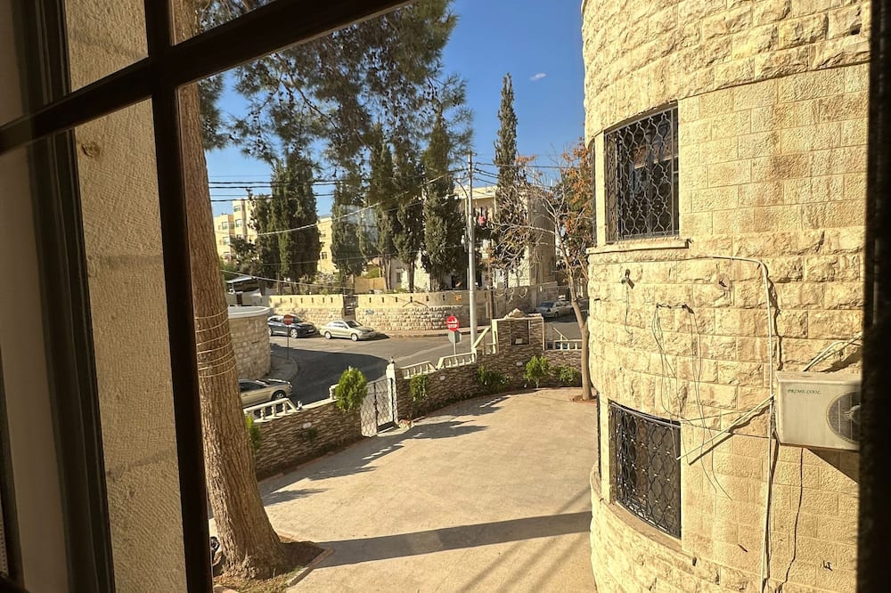 9 Antica Jabal Al Lweibdeh
