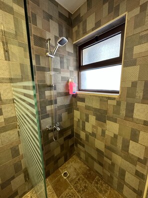 Lejlighed - 1 soveværelse - handicapvenligt - ryger | Badeværelse