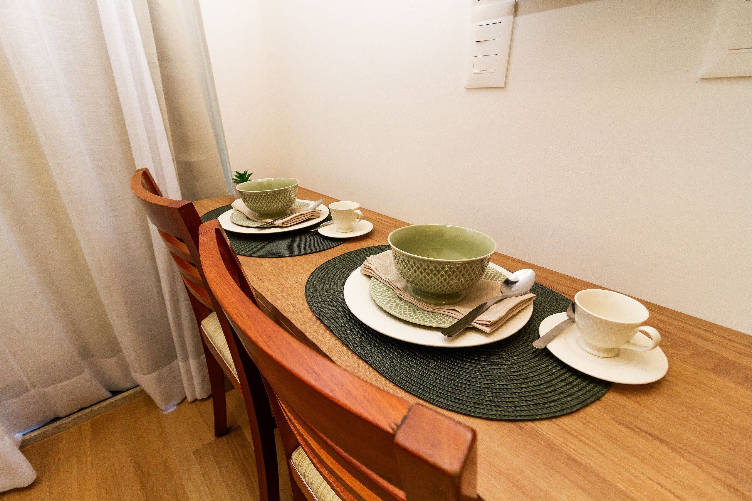 Comfort Apartment | Dining