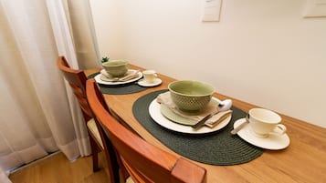 Comfort Apartment | Dining