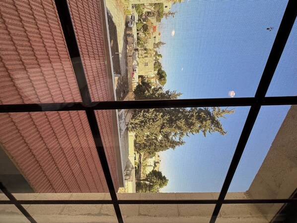 Apartment, 1 Bedroom, Accessible, Smoking | Interior