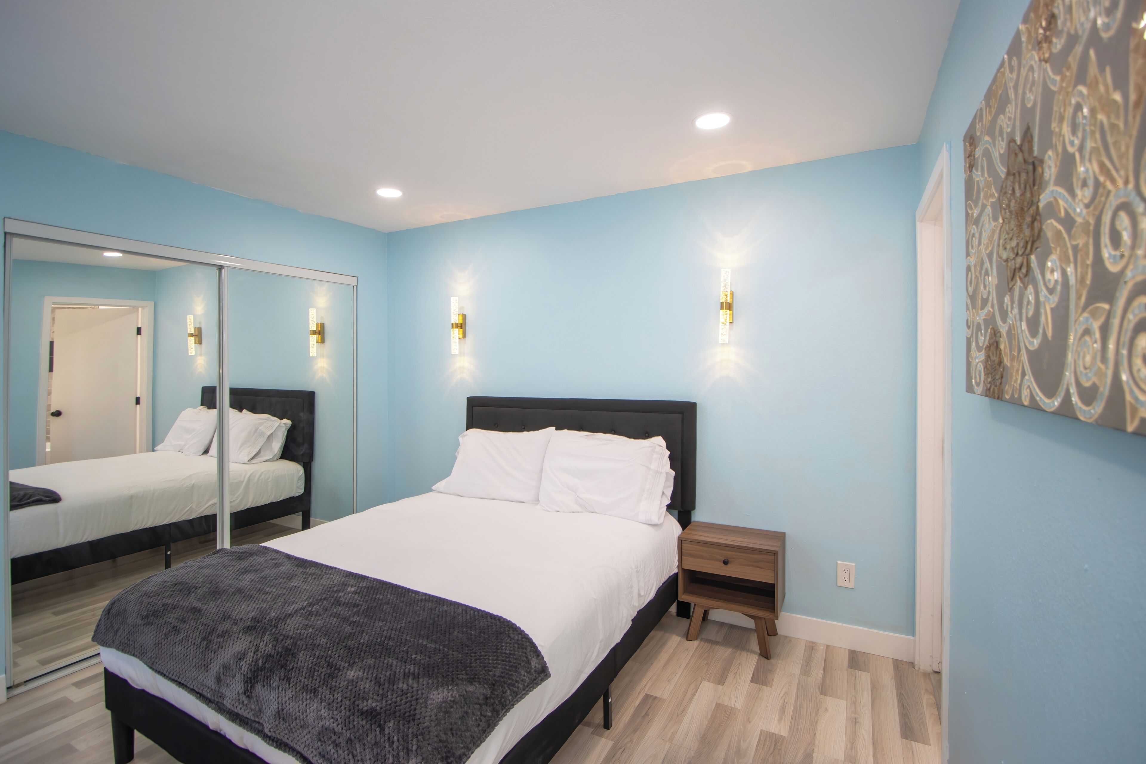 2 habitaciones, escritorio, wifi gratis y ropa de cama 