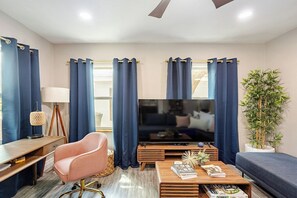 تلفزيون ذكي، كُتُب