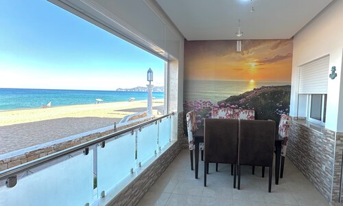 3 bedroom beachside apartment in Marina Smir