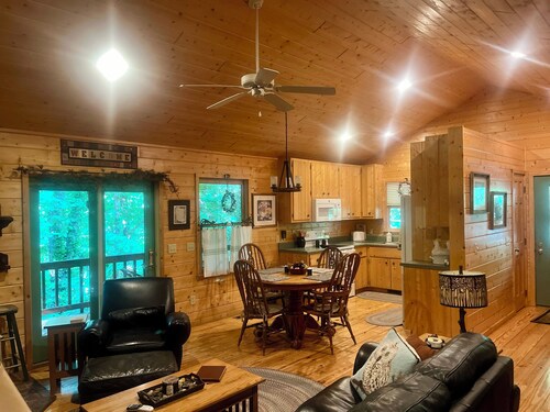 Escape to the Beautiful Cool Mountains of North Ga Beautifully decorated