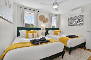 3 bedrooms, iron/ironing board, free WiFi, bed sheets